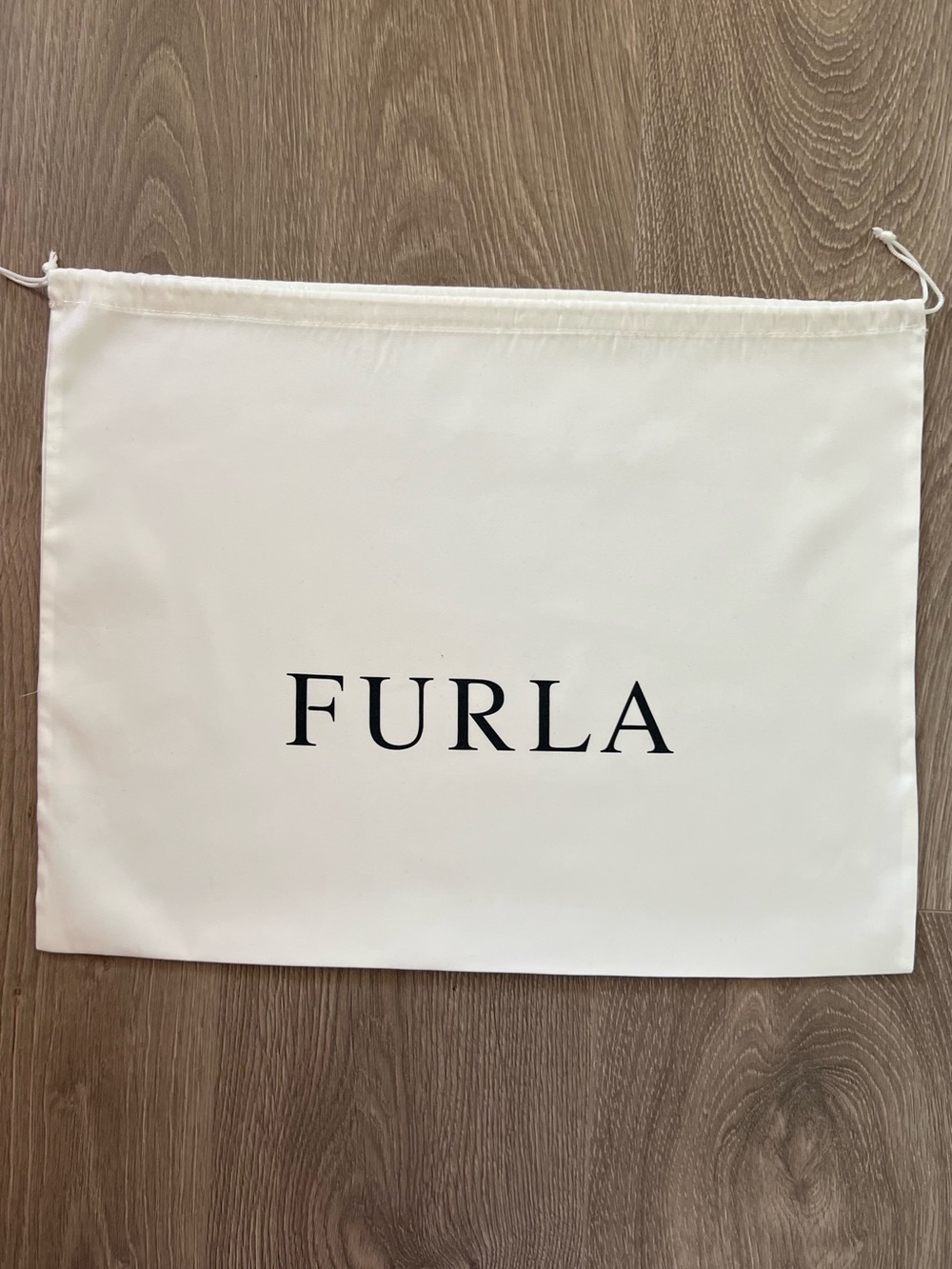 Furla dust bags (C546)